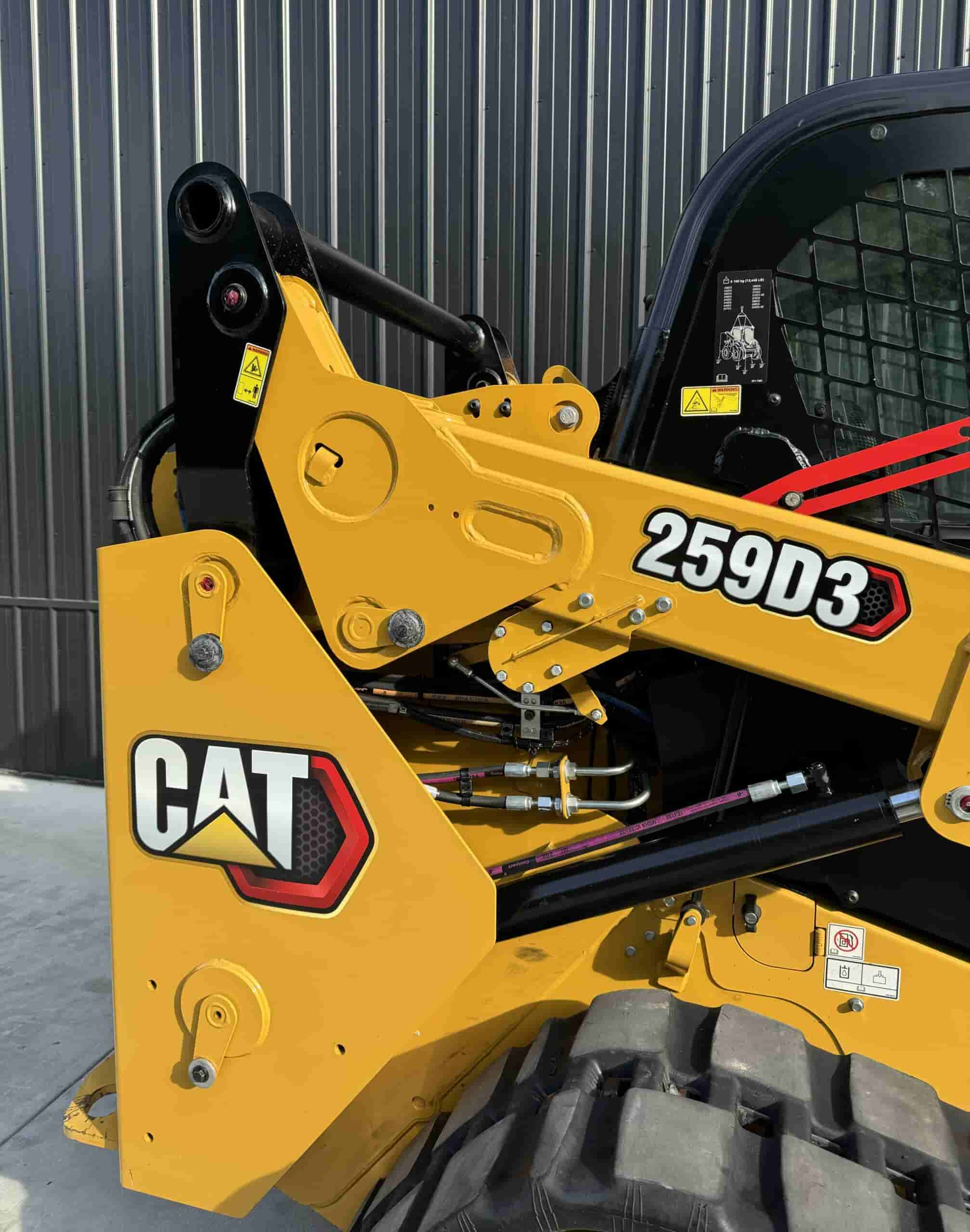 2022 CAT 259D3
